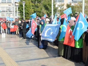 Doğu Türkistan’daki Çin Zulmüne Kınama