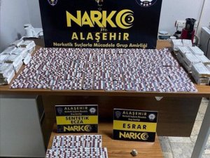 Evinde Uyuşturucu Maddelerle Yakalandı