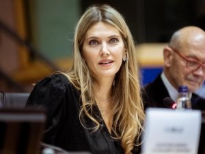 Ap Başkan Yardımcısı Eva Kaili Gözaltına Alındı
