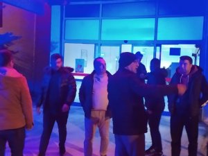 Yangına Giden İtfaiye Aracı Devrildi: 3 Yaralı