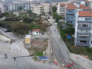 Kuşadası Tütüncüler Kavşağı’ndaki Trafik Çilesi Sona Eriyor