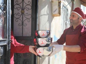 Başkale Aşevinden, Her Gün 214 Kişiye Sıcak Yemek