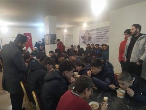 Bayburt’ta Öğrenciler Sabah Namazında Ulu Camide Buluştu