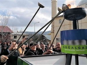 Demirözü’nde Hatta İlk Doğalgaz Akışı İçin Tören Düzenlendi