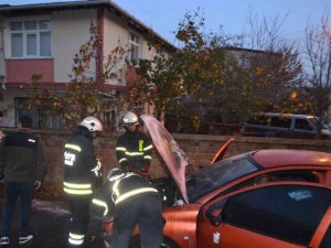 Çorlu’da Lpg’li Otomobil Alev Aldı
