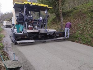 Düzce’de Uygulanan Beton Yol Örnek Oluyor