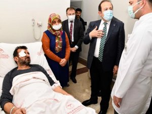 Vali Pehlivan Yaralı Polisi Hastanede Ziyaret Etti