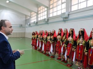 Niğde Yöresi Halk Oyunları Ekibi Kuruldu