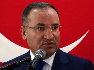 Bakan Bozdağ: “Ben Adalet Terazisi Dosdoğru Tartsın Diye Konuşmuyorum”