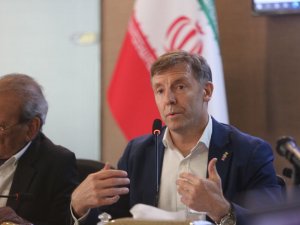 İ̇ngiltere’nin Tahran Büyükelçisi Dışişleri’ne Çağrıldı