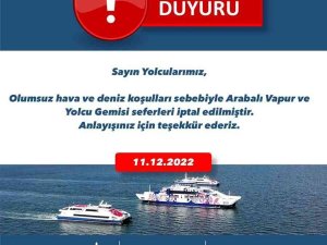 İ̇zmir’de Vapur Seferlerine Fırtına Engeli