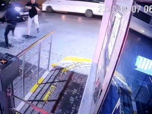 Lüks Site Önünde Kanlı Hesaplaşma Kamerada