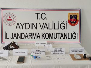 Jandarmadan Uyuşturucuya Geçit Yok: 5 Gözaltı