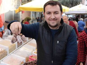 Cennet Elması Altın Yılını Yaşıyor