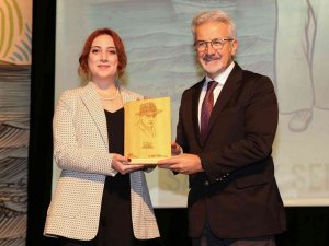 Nilüfer’de “Yılın Yazarı Sait Faik” Etkinlikleri Sempozyumla Sona Erdi