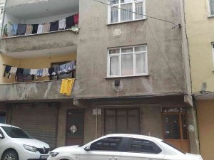 Küçükçekmece’de Silahla Şakalaşma Kanlı Bitti