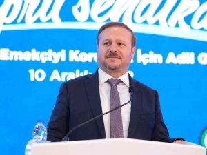 Öz İ̇plik İ̇ş Sendikası Genel Başkanı Ay Güven Tazeledi
