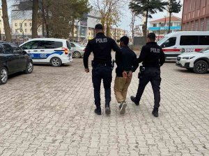 İ̇ş Yerinden Hırsızlık Yapan Zanlı Tutuklandı