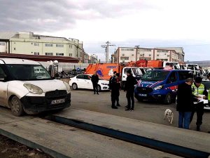 Bursa’da Jandarma 700 Kilo Kaçak Sakatat Ele Geçirdi