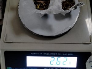 Uyuşturucuyu Sigara Kağıdına Saklamış