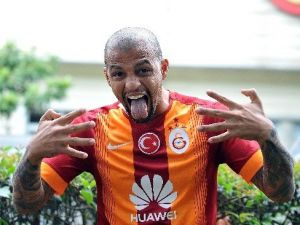 Galatasaray’da Melo Bilmecesi Sürüyor