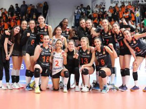 Eczacıbaşı, En İyi Kadın Voleybol Kulüpleri Sıralamasında Zirvede