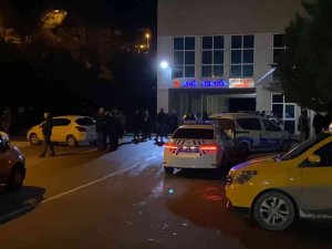 Husumetli İki Grup Arasında Silahlı Kavga: 5 Yaralı