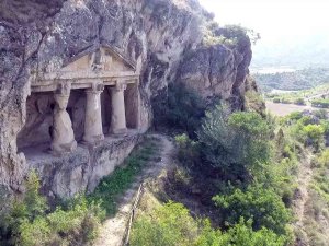 Boyabat Bazalt Kayalıkları Turizme Kazandırılacak