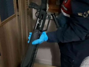 Kanepeden Esrar, Gardıroptan Tüfek Çıktı