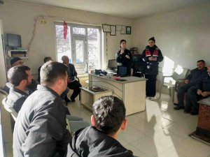 Jandarmadan Erkeklere “Kadına El Kal-ka-maz” Eğitimi