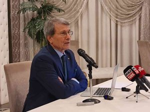 Prof. Dr. Halaçoğlu, "Akdeniz Ve Türkiye’deki Gelişmeler" Konferansında Konuştu