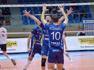 Arkas Spor, Seriye Bağladı