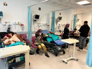 Suriyeli Ailenin Yaşadığı Evi Su Bastı, 4 Çocuk Kurtarılarak Hastanede Tedavi Altına Alındı