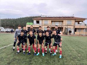 1969 Bilecik Spor Kulübü Çoğu Futbolcusu Ve Teknik Heyeti Olmadan Çıktığı Maçta 5-1 Yenildi
