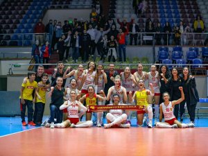 Voleybolda Yeni Lider Göztepe