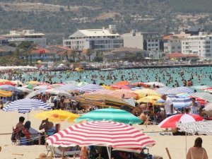 İ̇zmir’e Ocak-kasım Arasında Yaklaşık 95 Ülkeden 1 Milyon 416 Bin 105 Yabancı Turist Ayak Bastı