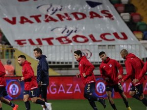 Altınordu, Ligin Dibine Demir Attı