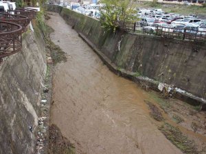Doğanın Gücü İnsanlık Ayıbını Örtmeye Yetmedi