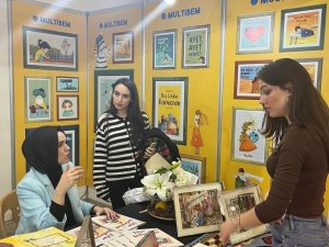 Sakaryalı Yazarın Kitabı Bu Fuarda Tanıtıldı