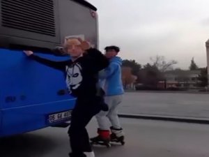 Ankara’da Patenli Gençlerin Tehlikeli Yolculuğu Kamerada
