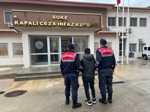 Jandarma Aranan İki Şahsı Yakaladı