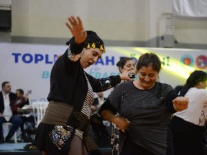 Yıldırım’da Roman Çiftlere Toplu Nikah Töreni