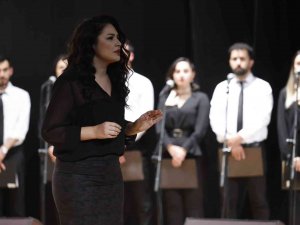 Sultangazi’de Aşık Veysel Müzikali
