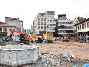 Tarihi Şadırvanda Çalışmalar Tam Gaz