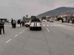 Ters Yönde İlerleyen Otomobil, Kamyonetle Çarpıştı: 1 Yaralı