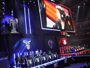 League Of Legends Türkiye Büyük Finali’ne 10 Bin Kişi Katıldı