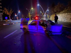 Tunceli’de Trafik Kazası: 4 Yaralı
