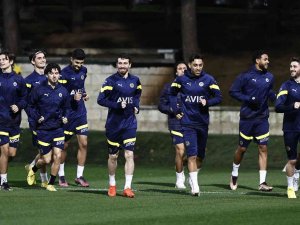 Fenerbahçe, İ̇stanbul’daki Hazırlıklarına Başladı