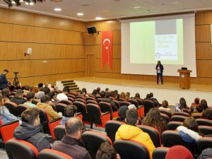 Çakü’de 21. Yüzyılda Öğrencilik Ele Alındı