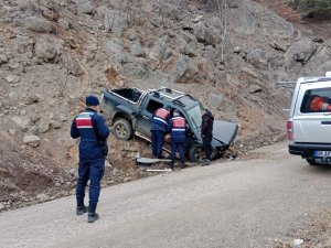 Artvin’de Kayıp Kamyonet Sürücüsünün Cesedi Kaza Yerinden 2 Kilometre Uzakta Bulundu
